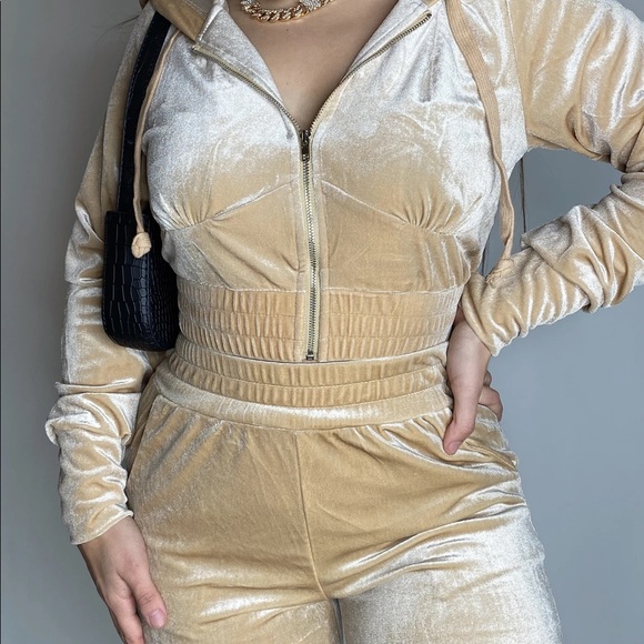 Beige Velour Suit - Picture 2 of 3